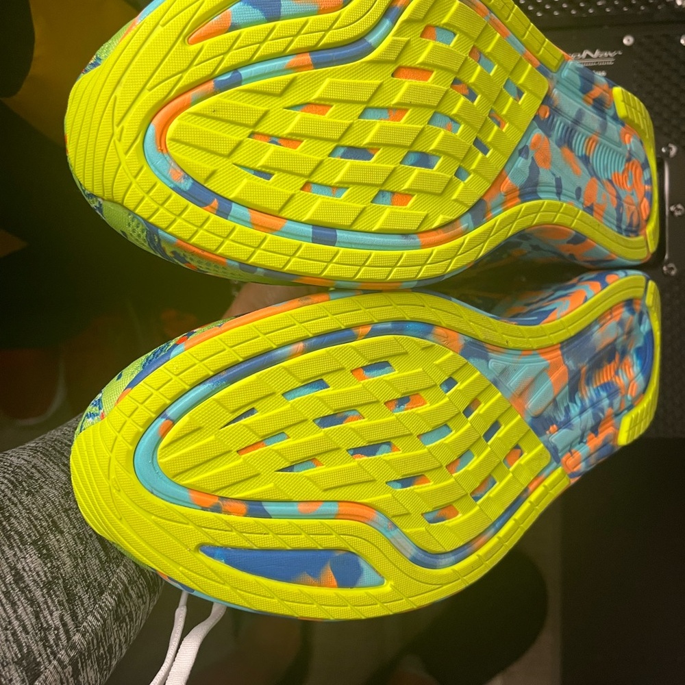 ASIC - Picture 2 of 2